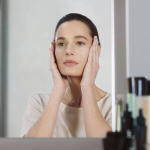 Cleansers Serum Cream Skincare Products Armani Beauty HK