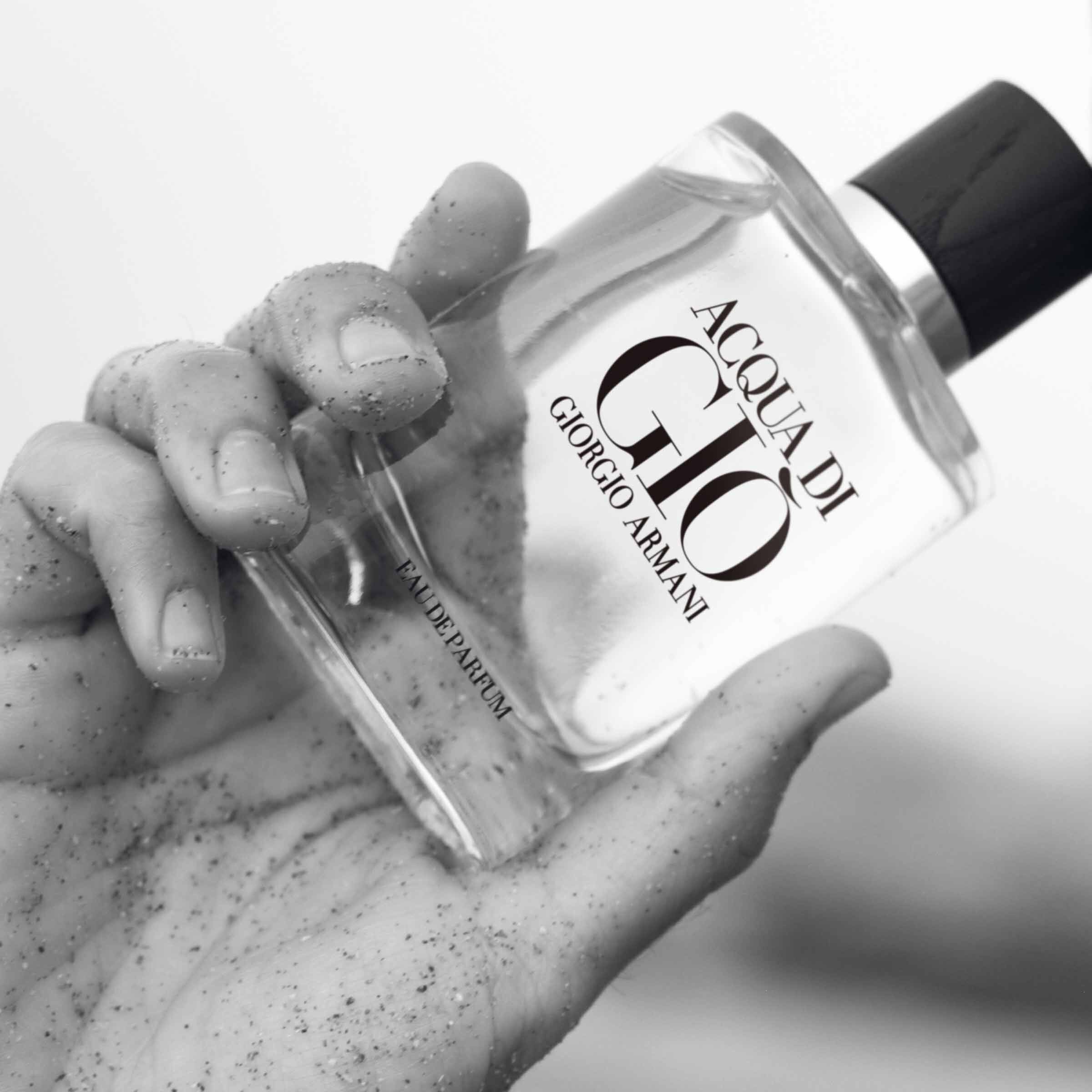 Gio armani deals perfume black